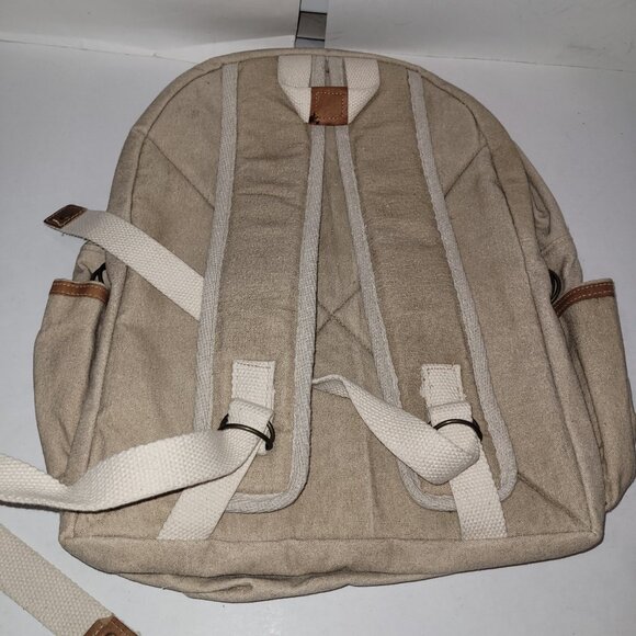 The Barrel Shack Sandy Backpack Retail $229 - New - Picture 5 of 8